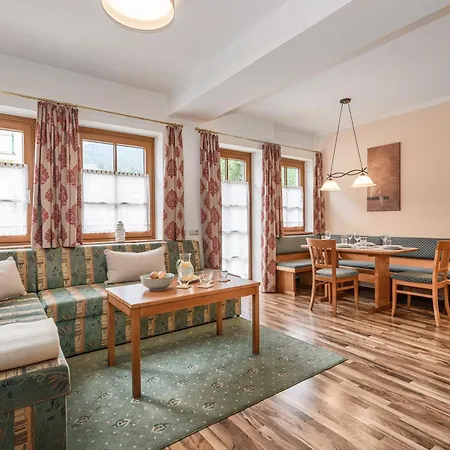 Birgit - Inklusive Eintritt Alpentherme